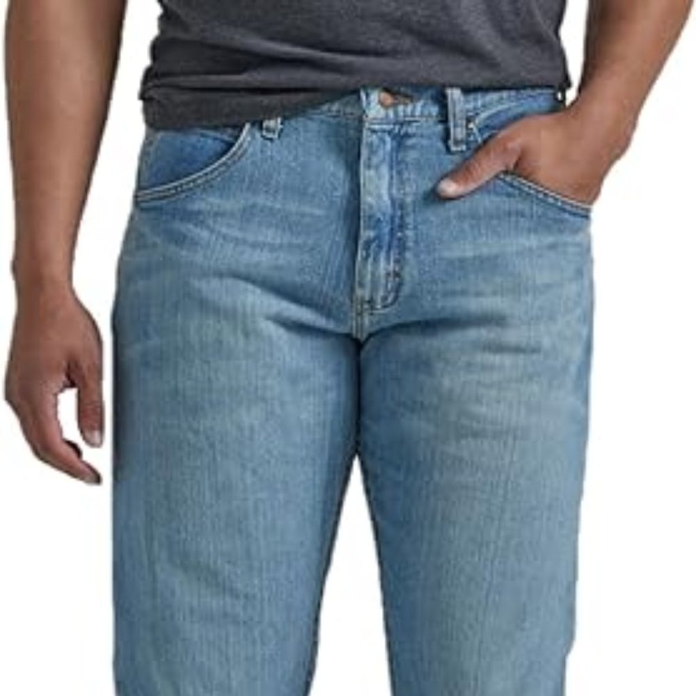 Wrangler Authentics Men's Classic 5-Pocket Relaxed Fit Flex Jean 42 X 32